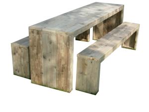 Dinerset steigerhout tafel met 2 banken